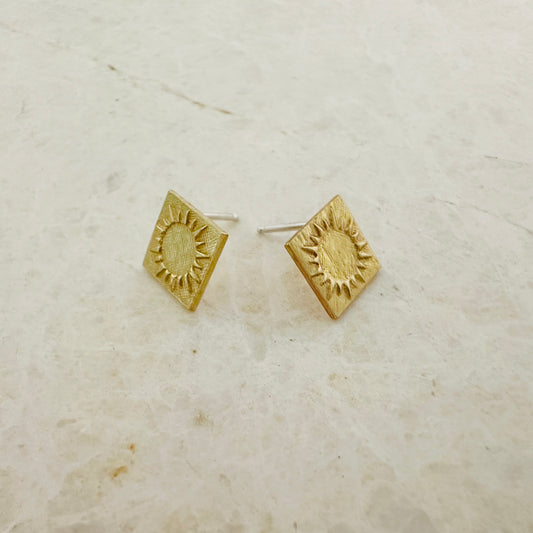 Helios Studs